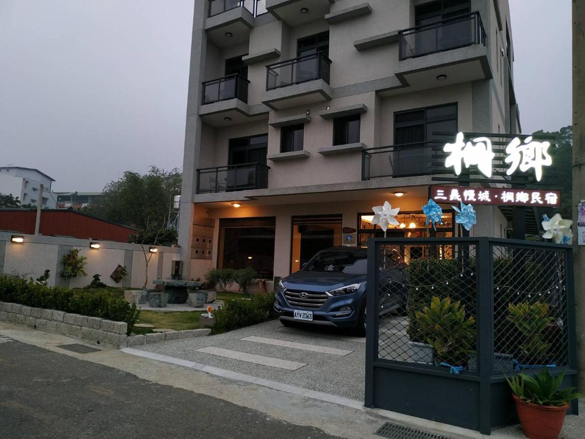 Tung Shiang Homestay Sanyi Extérieur photo